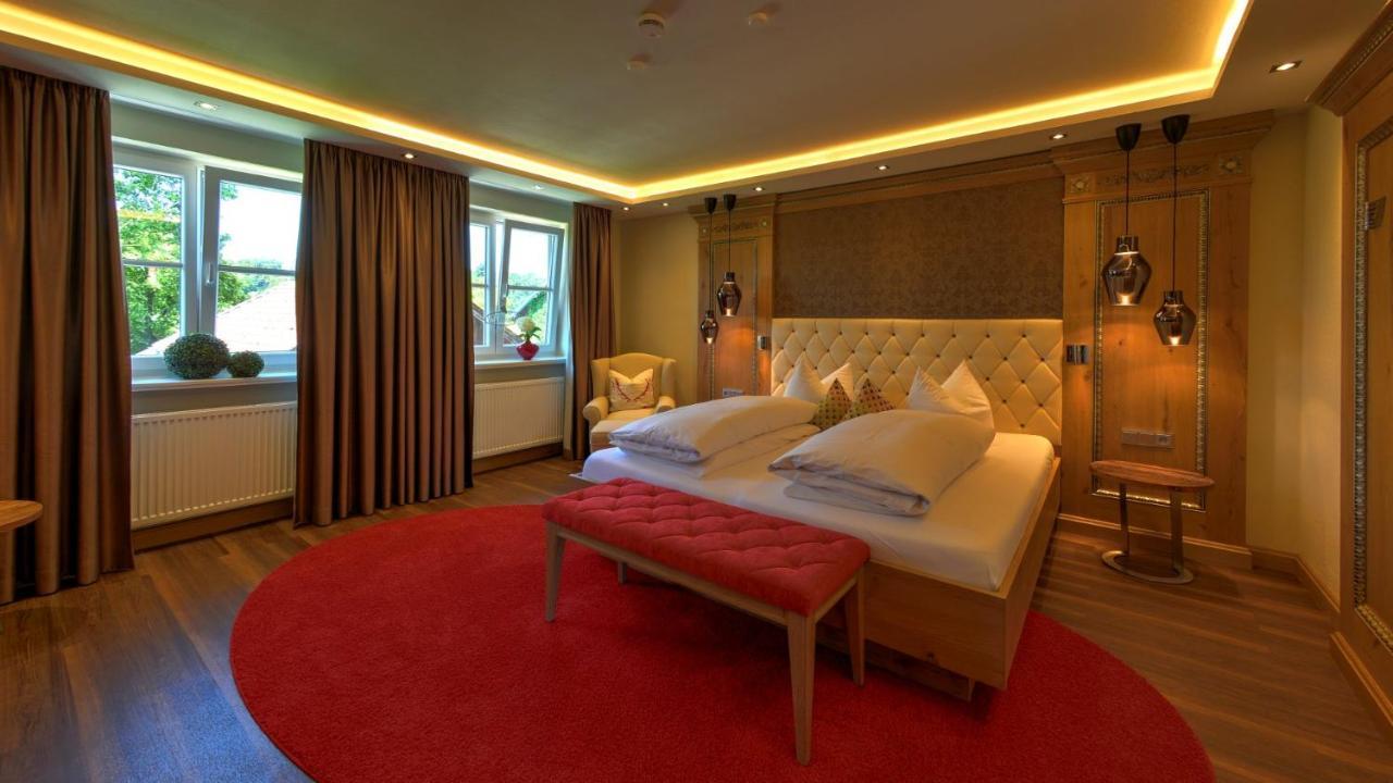 Boutique Hotel Post Andechs Bagian luar foto
