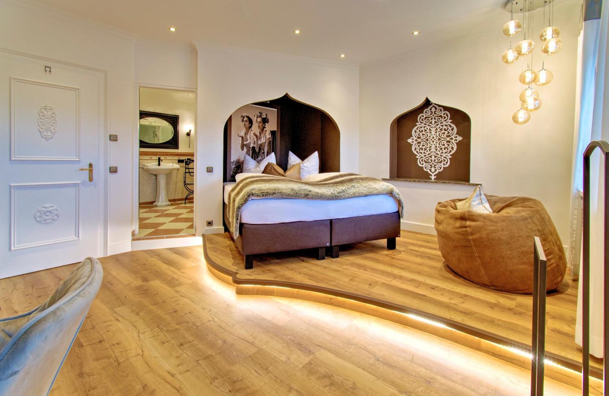 Boutique Hotel Post Andechs Bagian luar foto