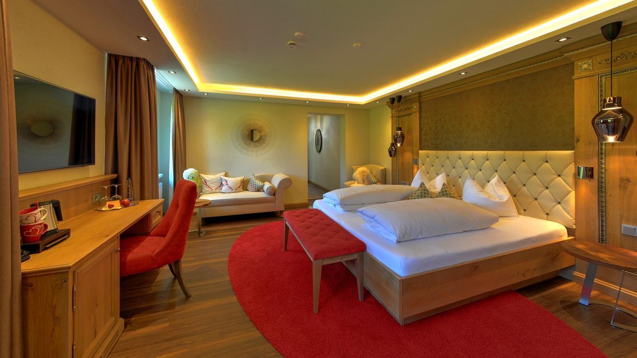 Boutique Hotel Post Andechs Bagian luar foto