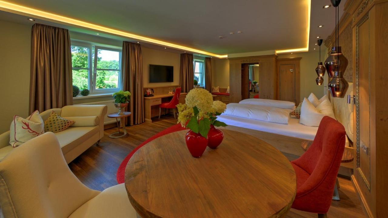 Boutique Hotel Post Andechs Bagian luar foto